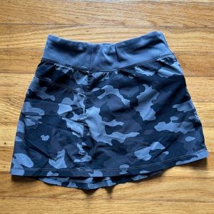 All in Motion / Grey camo tennis skirt